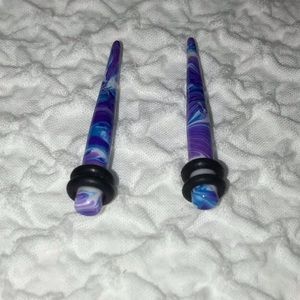 6G purple tapers from Hot Topic